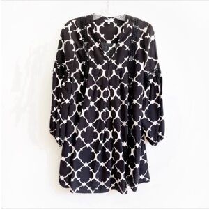 Crown & Ivy dress black white crochet peasant